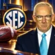 Texas judge freezes SEC ban for 41 athletes
